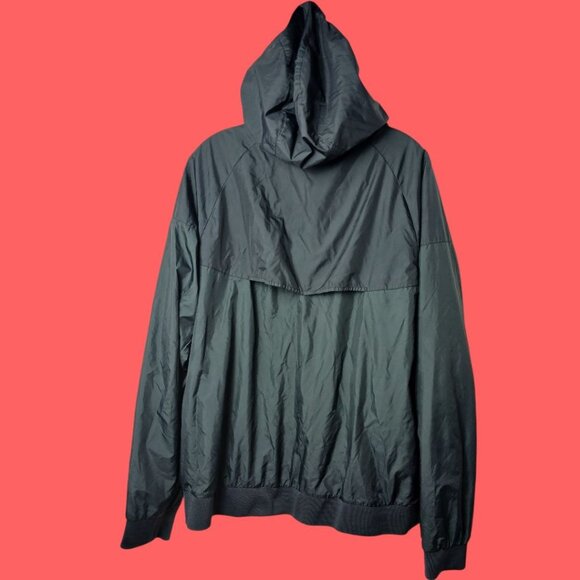 Nike Mens  Hooded Windbreaker Jacket Lightweight Zip-Up With Logo Black/ Gray - Picture 10 of 14
